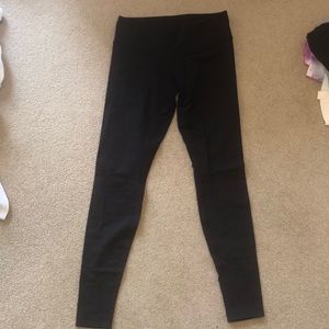 Lululemon black leggings